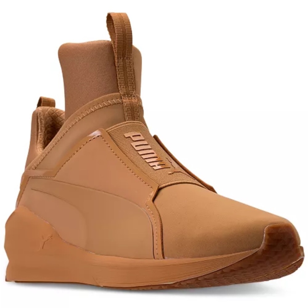 Puma Women’s Fierce Nubuck Naturals Sneaker - Size 8